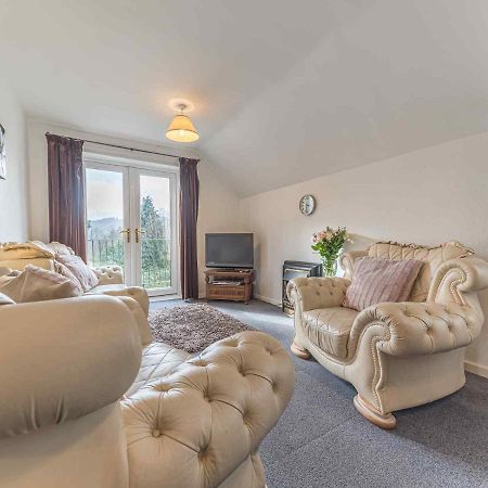 Pass The Keys Comfortable 3 Bed In Central Bowness With Parking Windermere Extérieur photo